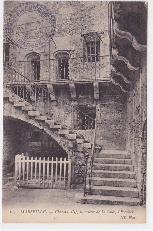 Carte Postale Ancienne CPA 13 - Marseille - Château D'If - Intérieur De La Cour