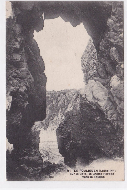 Carte Postale Ancienne CPA Le Pouliguen - Sur La Côte, La Grotte Percée Vers La