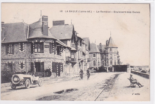 Carte Postale Ancienne CPA 44 - La Baule - Le Remblai - Boulevard Des Dunes