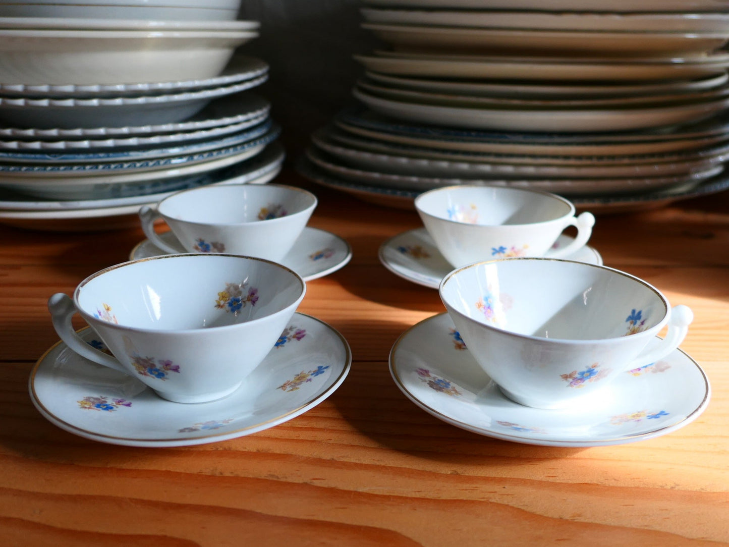 Porcelaine De Limoges - Art-Déco - Lucien Michelaud - Ensemble De 4 Tasses À Thé & Soucoupes