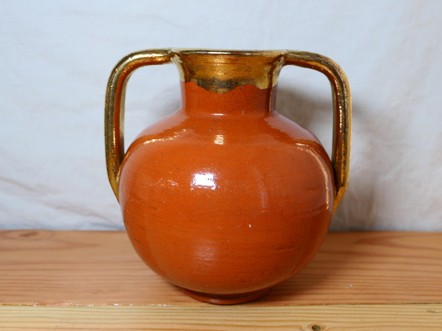 Ancien Vase En Terre Cuite À Oreilles Bavent Tuilerie Normande Signature TN Époque Art-Déco Femme Normande Avec Coiffe Traditionnelle