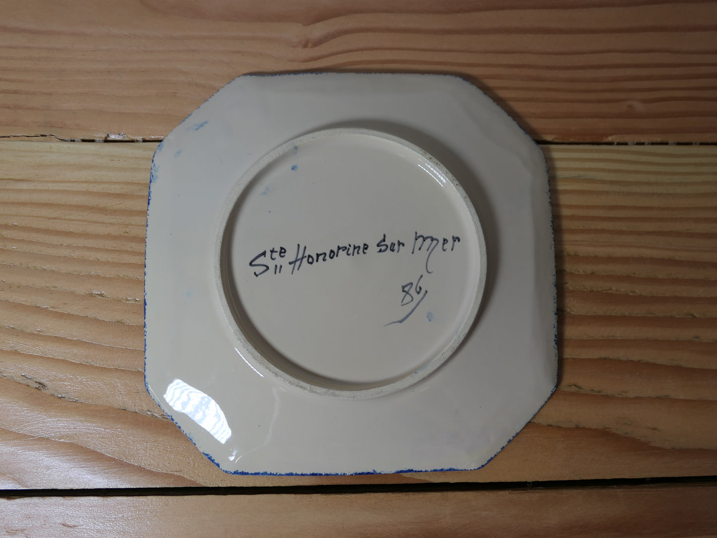 Ancienne Tasse À Déjeuner En Faïence - Sainte-Honorine-Sur-Mer