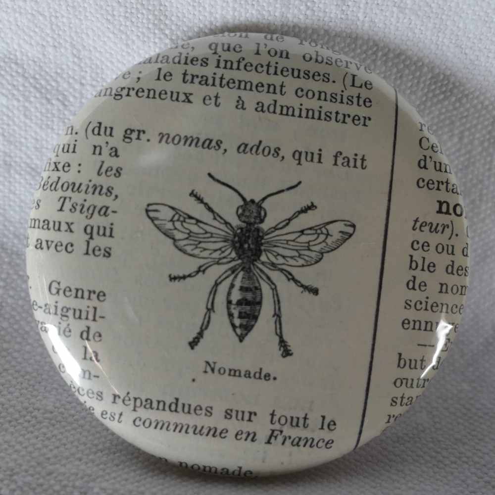 Nomade - Badge Encyclopédique Original - Gravure Ancienne