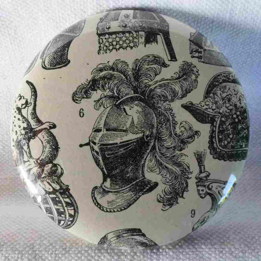 Casque Du XVe Siècle - Badge Encyclopédique Original - Ancienne Gravure