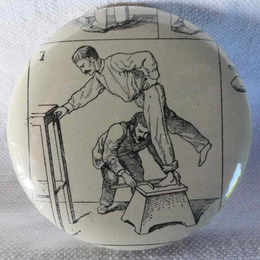 Anthropométrie - Mensuration Du Pied Gauche - Badge Encyclopédique Original - Ancienne Gravure