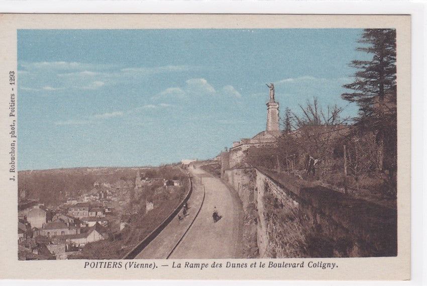 Old Postcard CPA 86 Poitiers - La Rampe Des Dunes - Boulevard Coligny