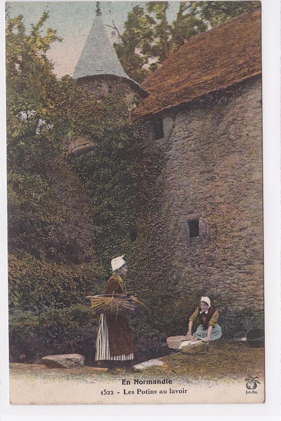 Carte Postale Ancienne CPA En Normandie - Les Potins Au Lavoir