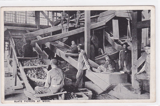 Carte Postale Ancienne CPA Slate Pickers At Work