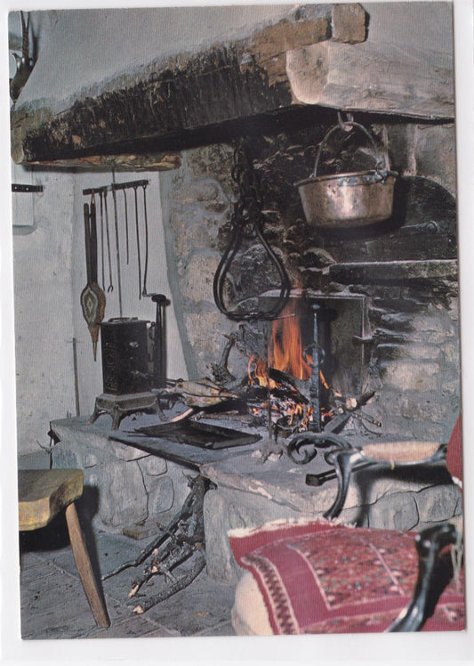 Carte Postale CPM Les Cévennes Touristiques - Cheminée Cévenole