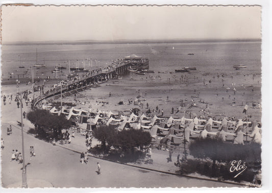 Carte Postale CPSM 33 Arcachon - Jetée Thiers Et La Plage