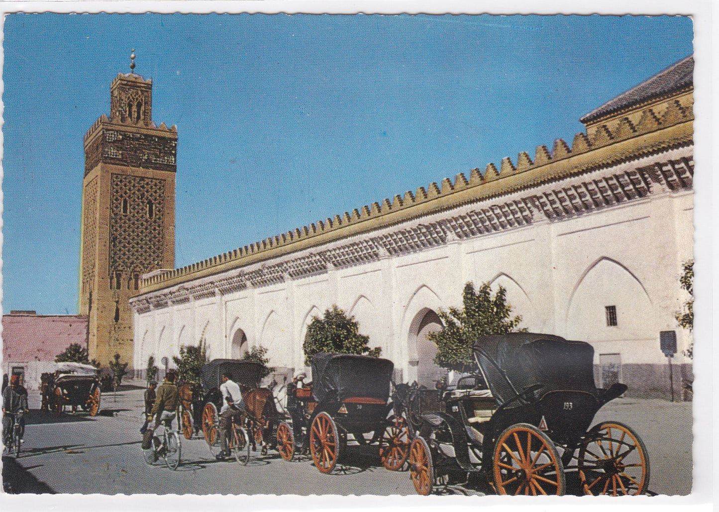 Carte Postale CPSM Le Maroc Pittoresque - Marrakech - Mosquée Des Saadiens