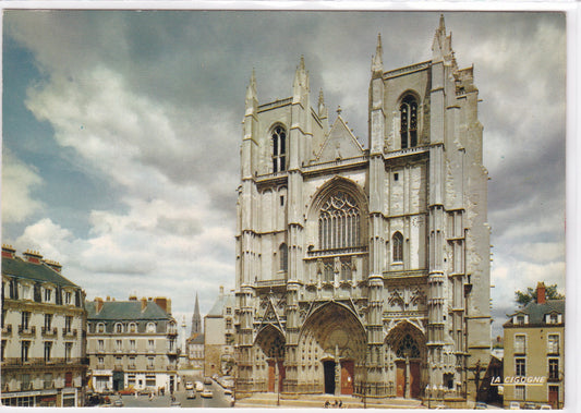 Carte Postale 44 CPSM Nantes - La Cathédrale