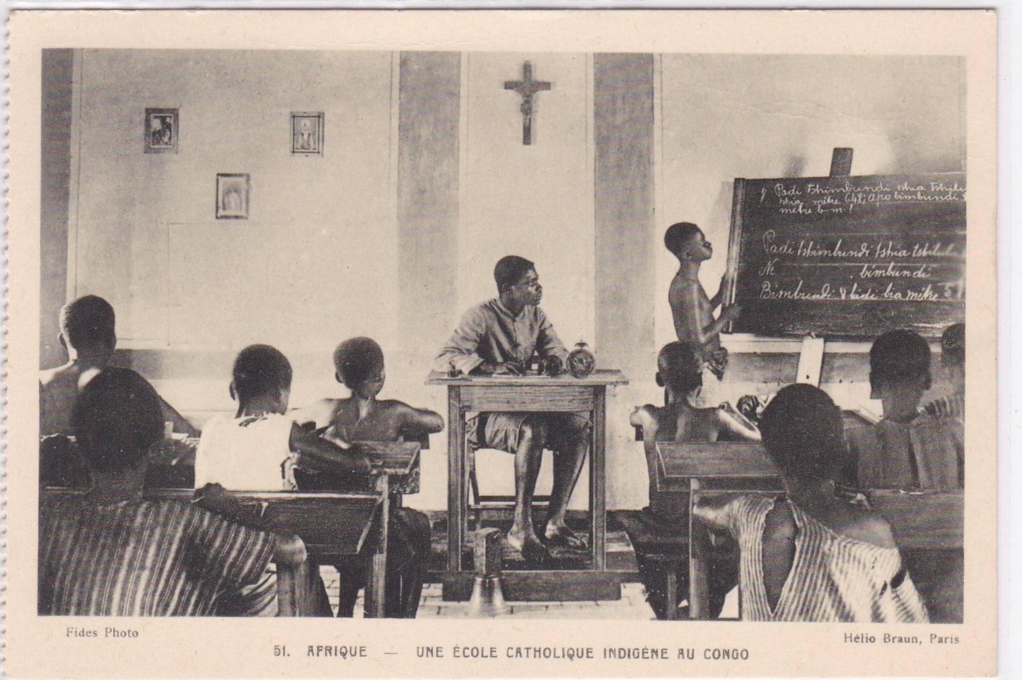 Carte Postale CPA Afrique - Une École Catholique Indigène Au Congo