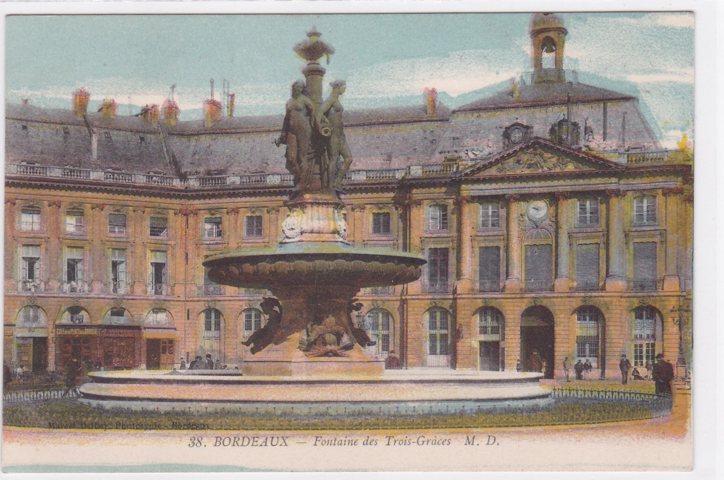 Carte Postale CPA 33 Bordeaux - Fontaine Des Trois-Grâces