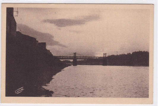 Carte Postale CPA 13 Arles - Coucher De Soleil Sur Le Rhône