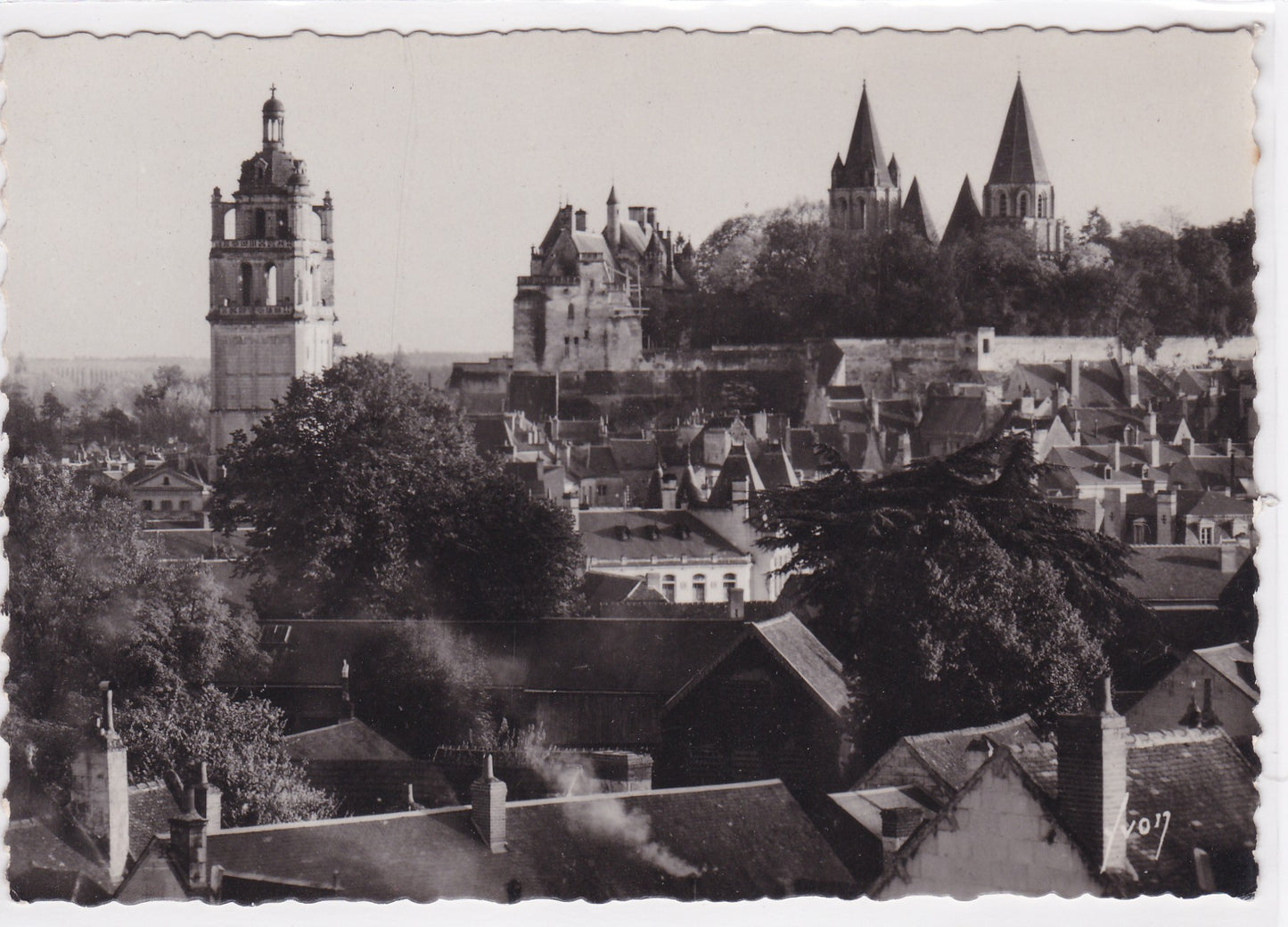 Carte Postale CPSM 37 Loches - Tour St-Antoine Château Royal Et Collégiale