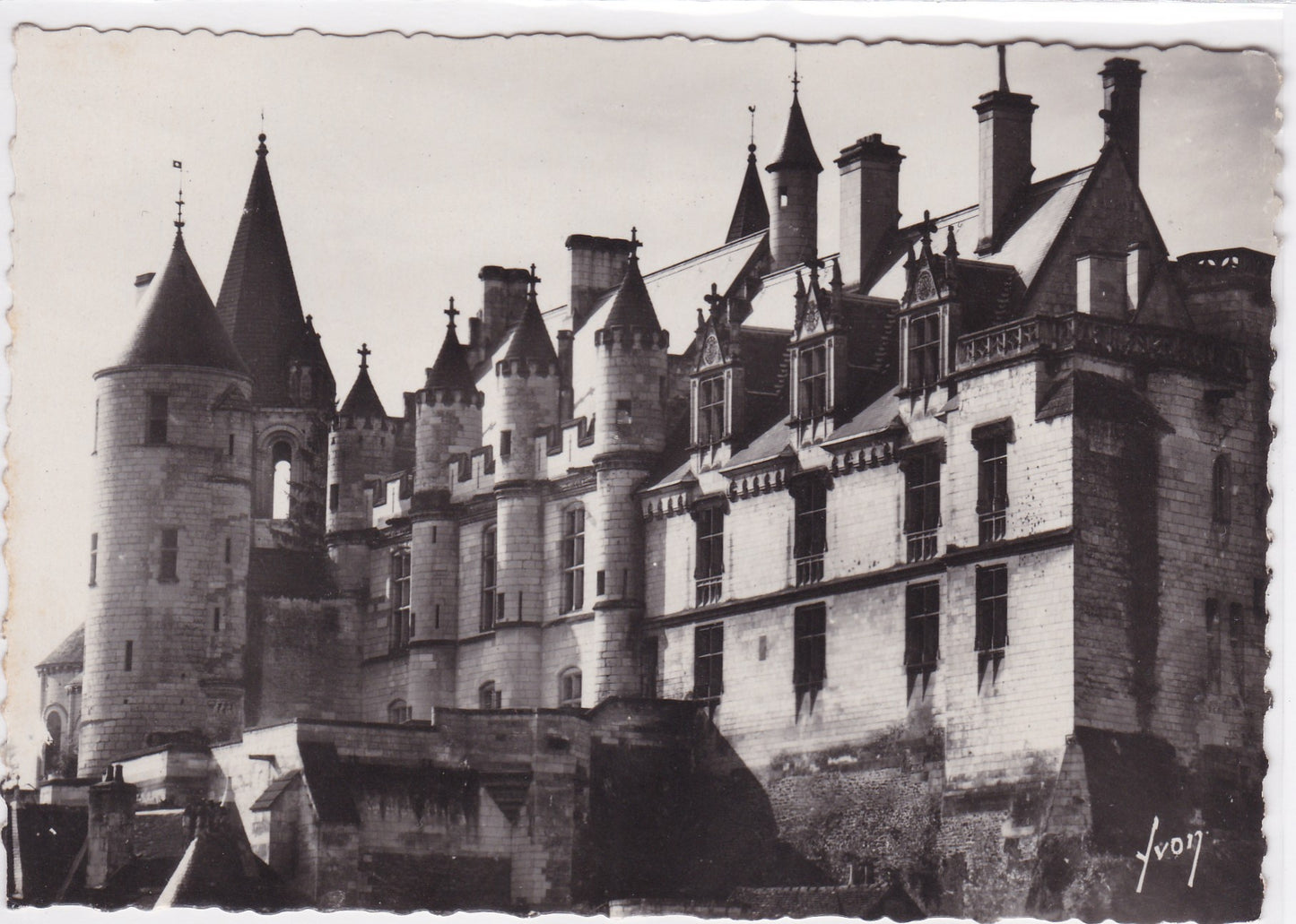 Carte Postale CPSM 37 Château De Loches Façade Orientale Et Tour D'Agnès Sorel