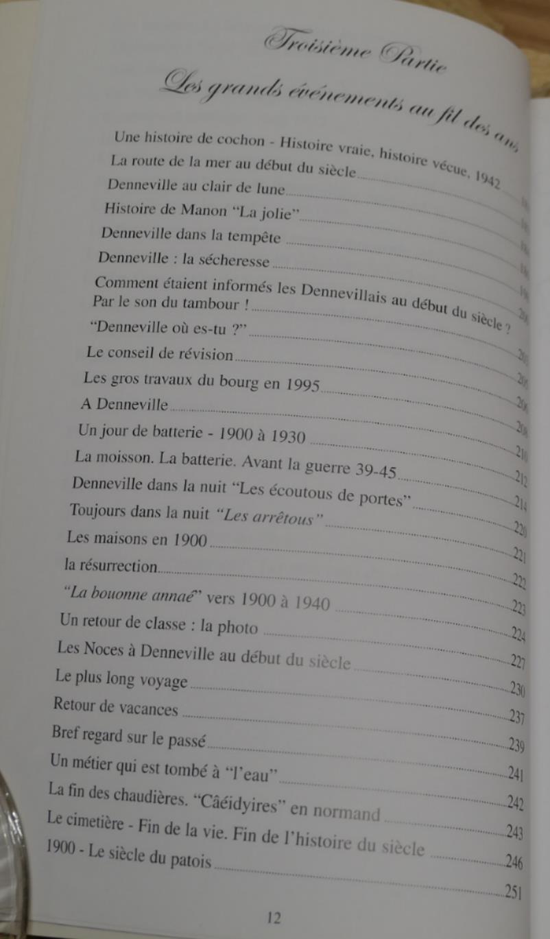 Le Vieux Denneville D'Autrefois Un Siècle D'Histoire 1900-2000 - Albert Abraham