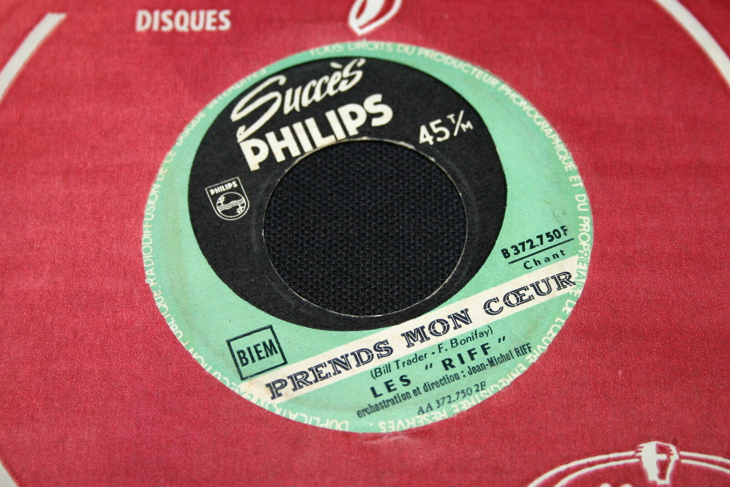 LES RIFF   SP 45T 7"   PRENDS MON COEUR / TOM PILLIBI