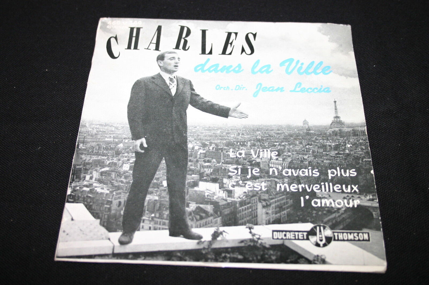 CHARLES AZNAVOUR   EP 45T 7"   CHARLES DANS LA VILLE