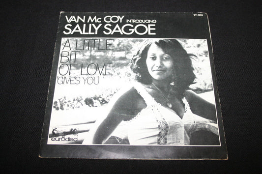 SALLY SAGOE   SP 45T 7"   A LITTLE BIT OF LOVE