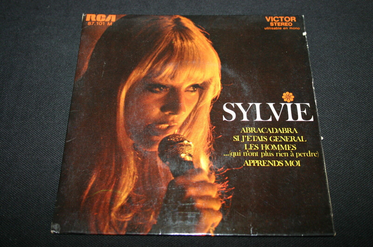 SYLVIE VARTAN   EP 45T 7"   ABRACADABRA