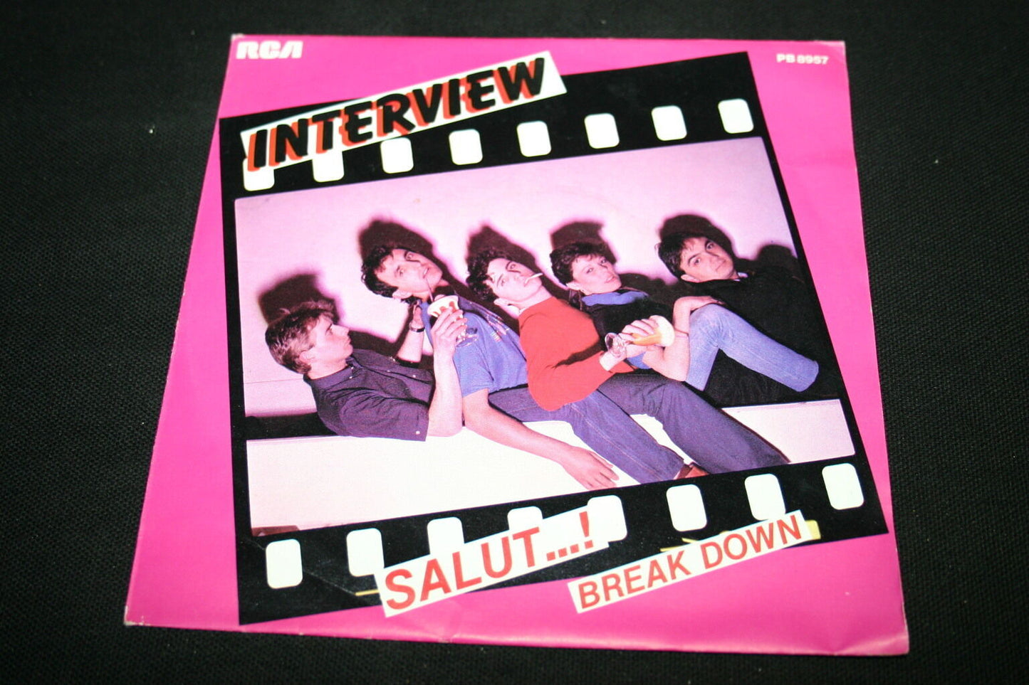 INTERVIEW   SP 45T 7"   SALUT ... !   1982