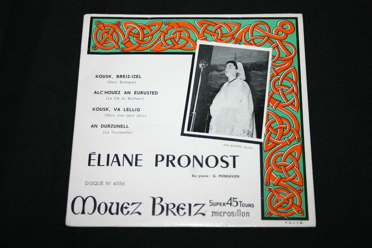 ELIANE PRONOST   EP 45T 7"   KOUSK, BREIZ-IZEL   MOUEZ BREIZ 4556