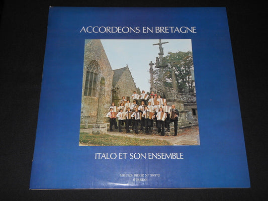 ACCORDEONS EN BRETAGNE   LP 33T 12"   MOUEZ BREIZ 30372   ETAT NEUF