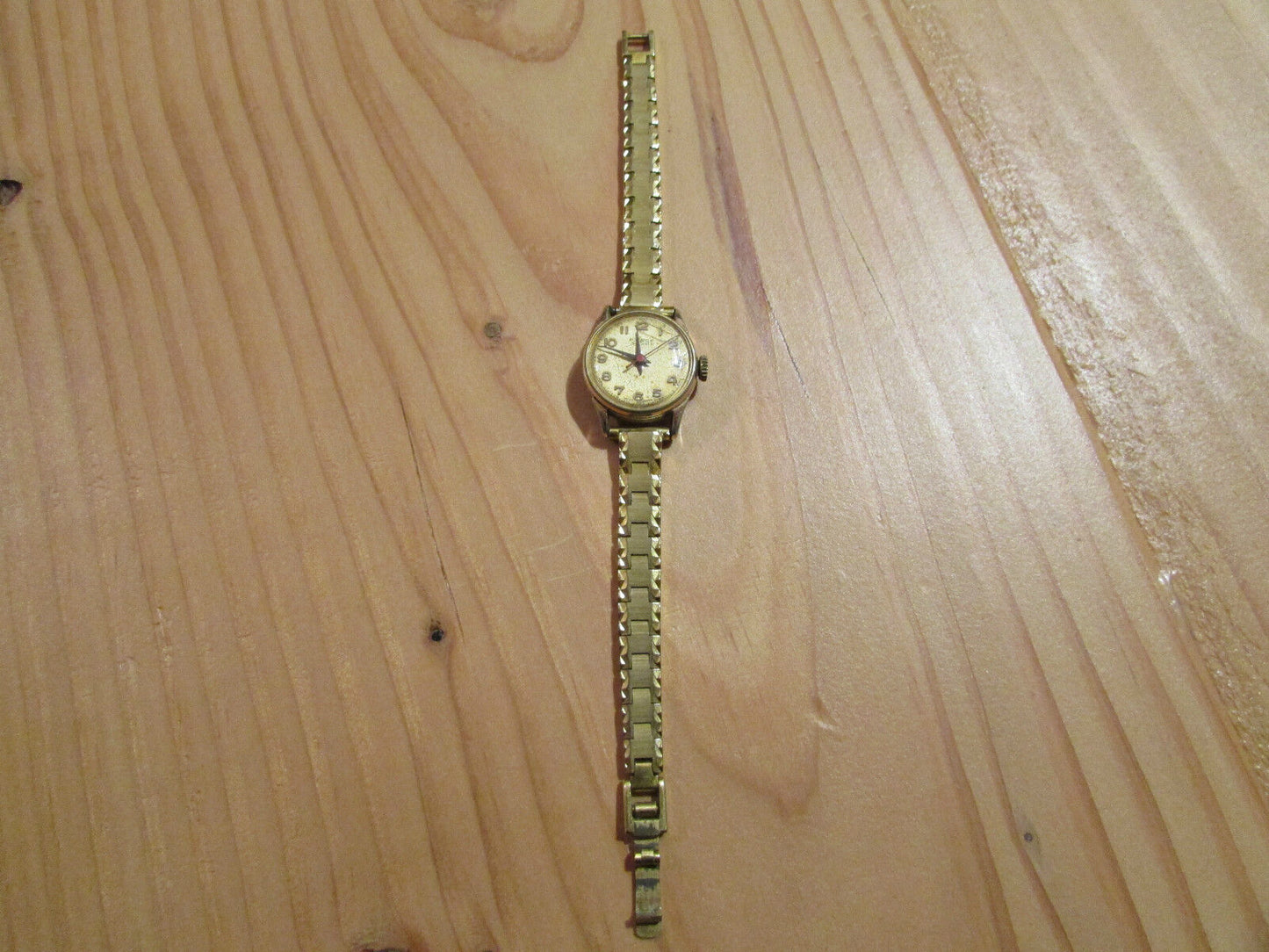 Ancienne montre femme PIERCE 15 JEWELS   SWISS