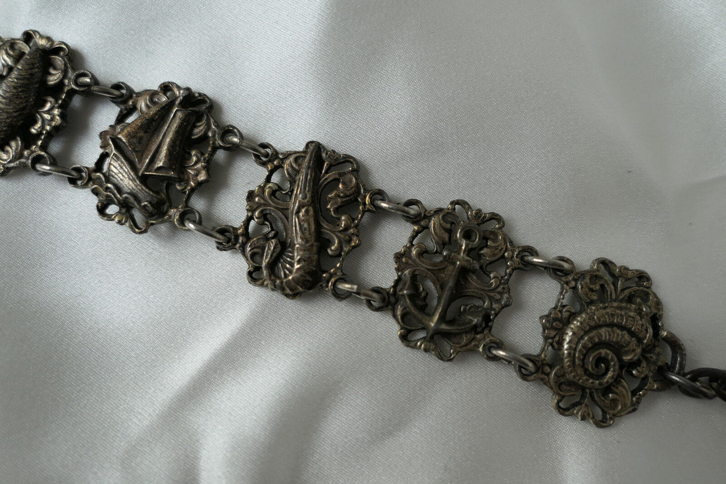 BRACELET VINTAGE METAL THEME MARINE POISSON COQUILLAGES BATEAU