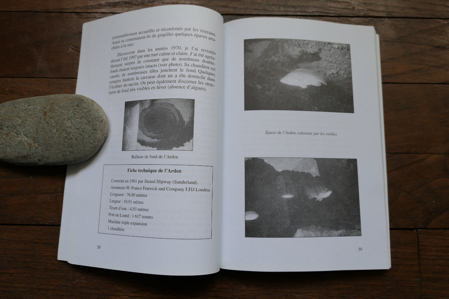 CENT ANS DE NAUFRAGES LE BESCOND 2000 MARINE HISTOIRE BRETAGNE FINISTERE