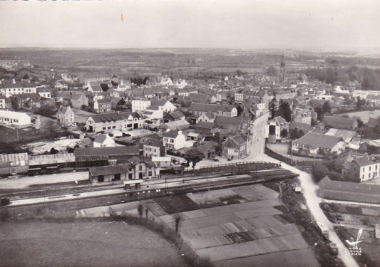 ANCIENNE CARTE POSTALE CPSM 29 EN AVION AU-DESSUS DE SCAER / VUE GENERALE