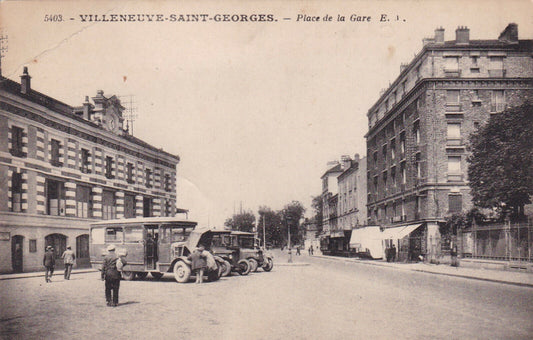 OLD POSTCARD CPA 94 VILLENEUVE-SAINT-GEORGES PLACE DE LA GARE