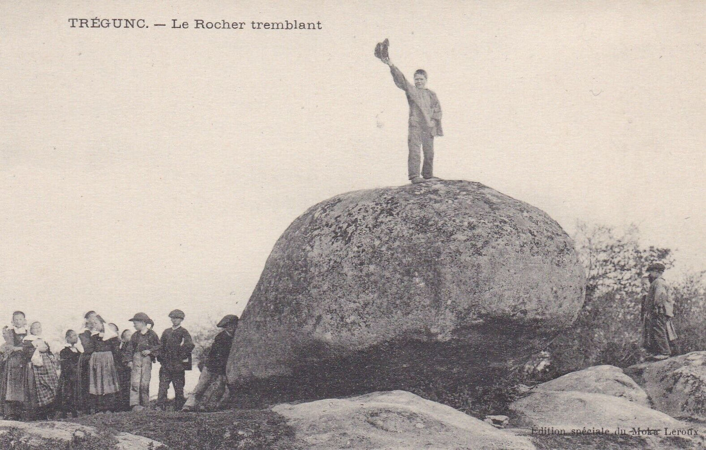 OLD POSTCARD CPA 29 TREGUNC LE ROCHER TREMBLANT