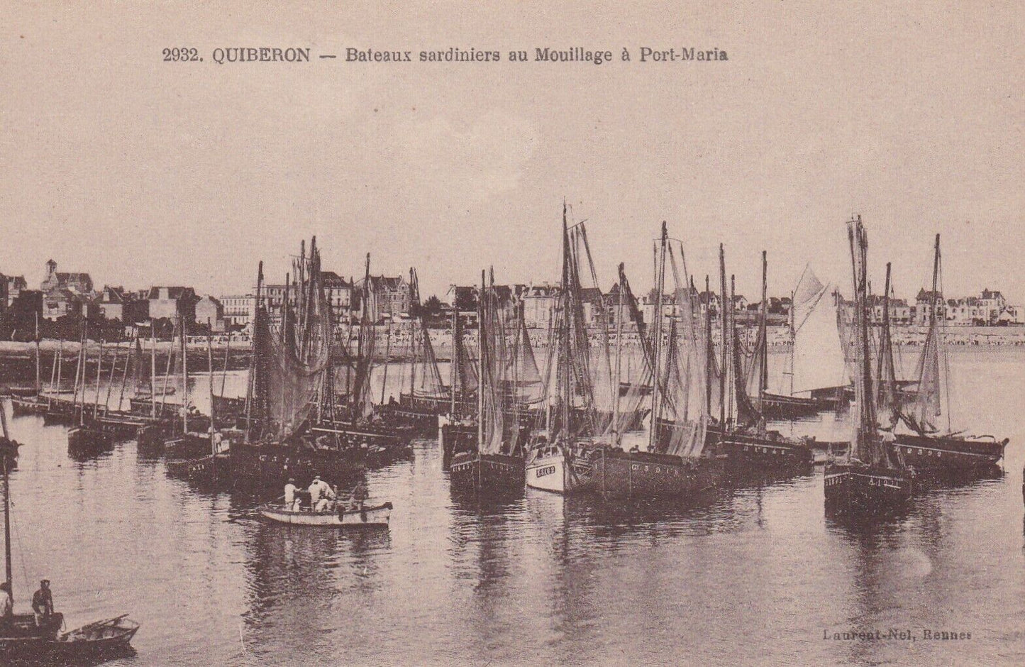 OLD POSTCARD CPA QUIBERON SARDINE BOATS AT ANCHOR IN PORT MARIA 