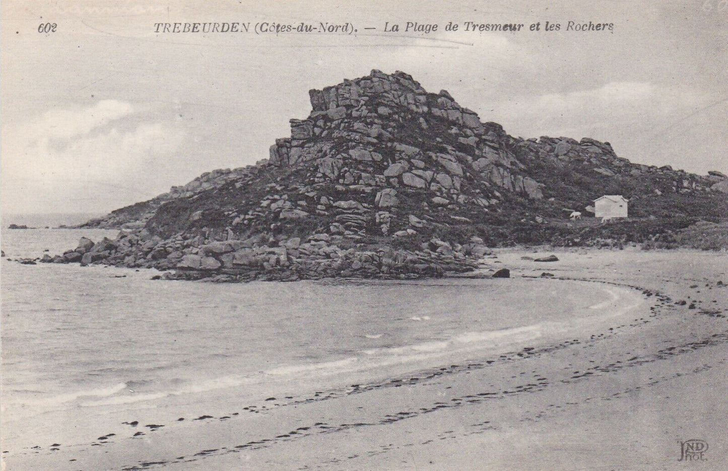 CARTE POSTALE ANCIENNE CPA 22 TREBEURDEN LA PLAGE DE TRESMEUR ET LES ROCHERS