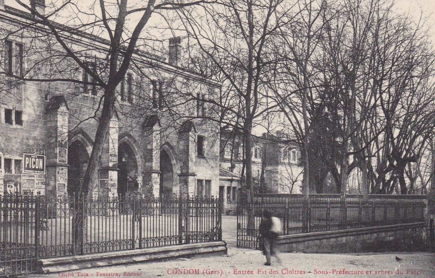 CARTE POSTALE ANCIENNE CPA CONDOM GERS ENTREE EST DES CLOITRES