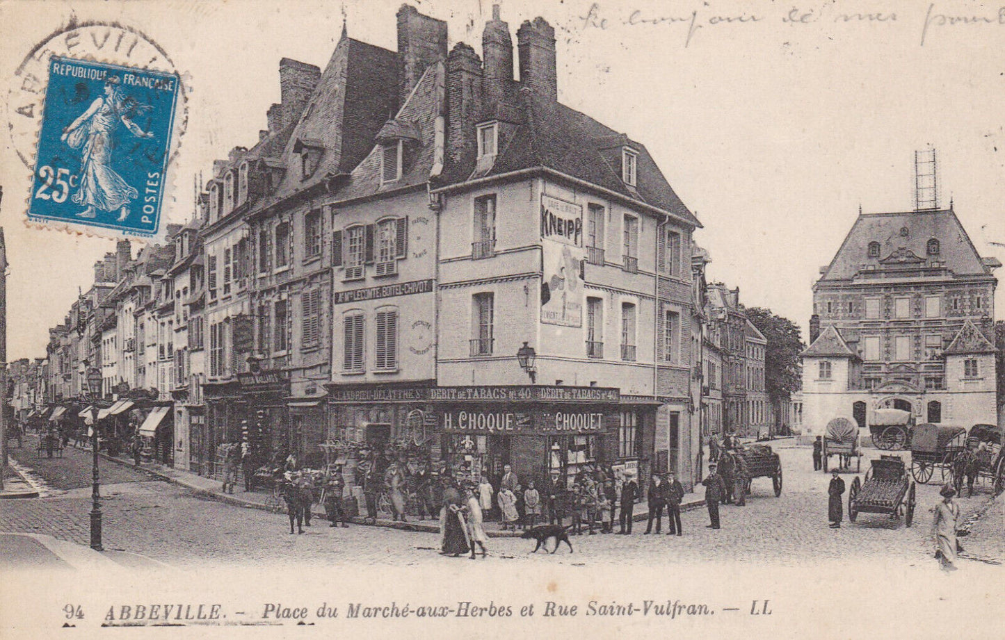 CARTE POSTALE ANCIENNE CPA ABBEVILLE PLACE DU MARCHE AUX HERBES ET RUE...