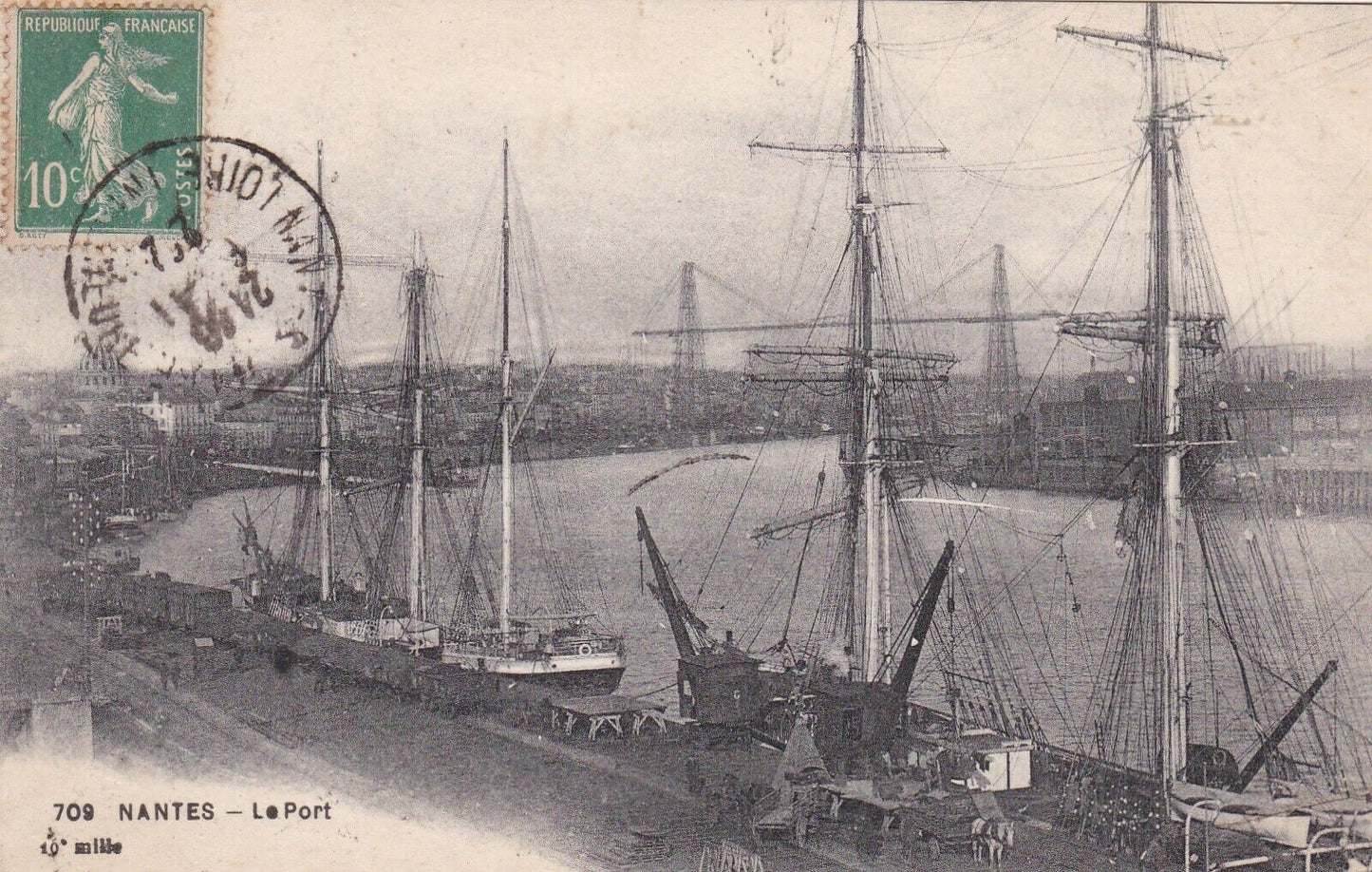OLD POSTCARD CPA NANTES LE PORT (1922) 