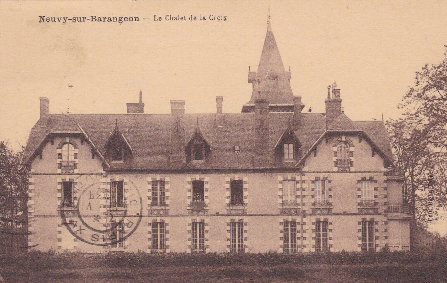 CARTE POSTALE ANCIENNE CPA 18 NEUVY-SUR-BARANGEON LE CHALET DE LA CROIX (1938)