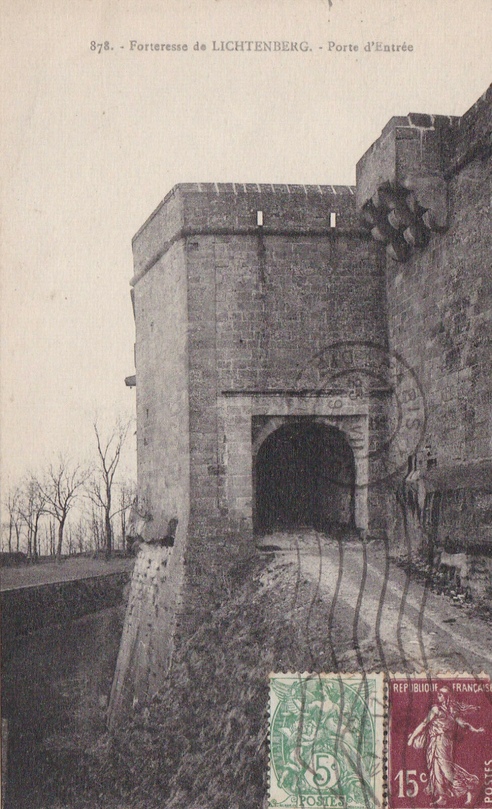 CARTE POSTALE ANCIENNE CPA FORTERESSE DE LICHTENBERG PORTE D'ENTREE (1934)