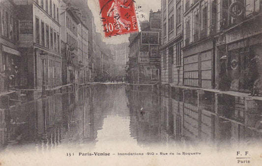 OLD POSTCARD CPA PARIS-VENICE FLOODS 1910 RUE DE LA ROQUETTE 