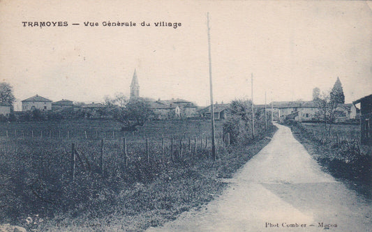 CARTE POSTALE ANCIENNE CPA 01 TRAMOYES VUE GENERALE DU VILLAGE (1933)