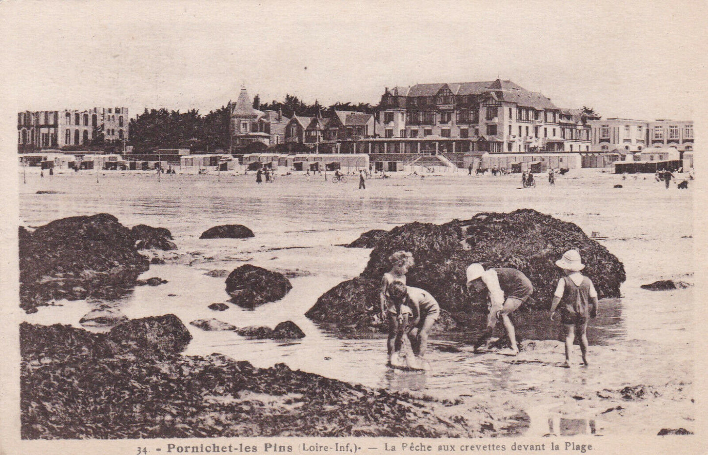 CARTE POSTALE ANCIENNE CPA PORNICHET-LES-PINS LA PECHE AUX CREVETTES...