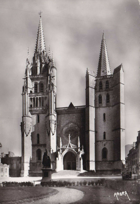 CARTE POSTALE CPSM NOIR & BLANC / MENDE LOZERE LA CATHEDRALE