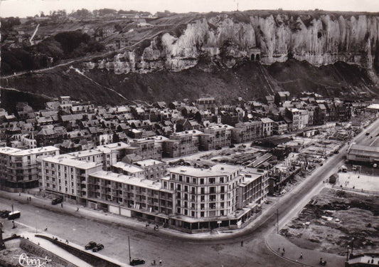 CPSM BLACK &amp; WHITE POSTCARD / LE TREPORT AERIAL VIEW 