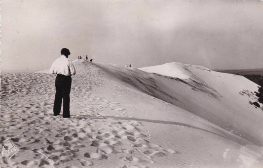 CARTE POSTALE CPSM NOIR ET BLANC / DUNE DU PILAT BASSIN D'ARCACHON