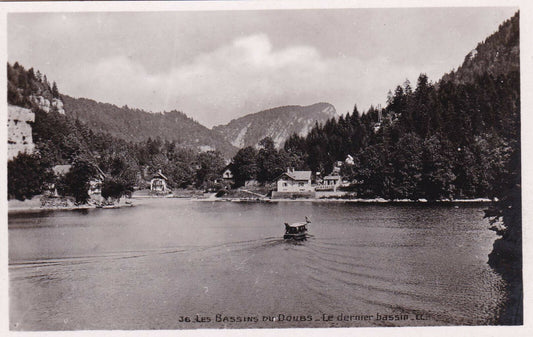 OLD BLACK AND WHITE POSTCARD / DOUBS BASINS THE LAST BASIN 