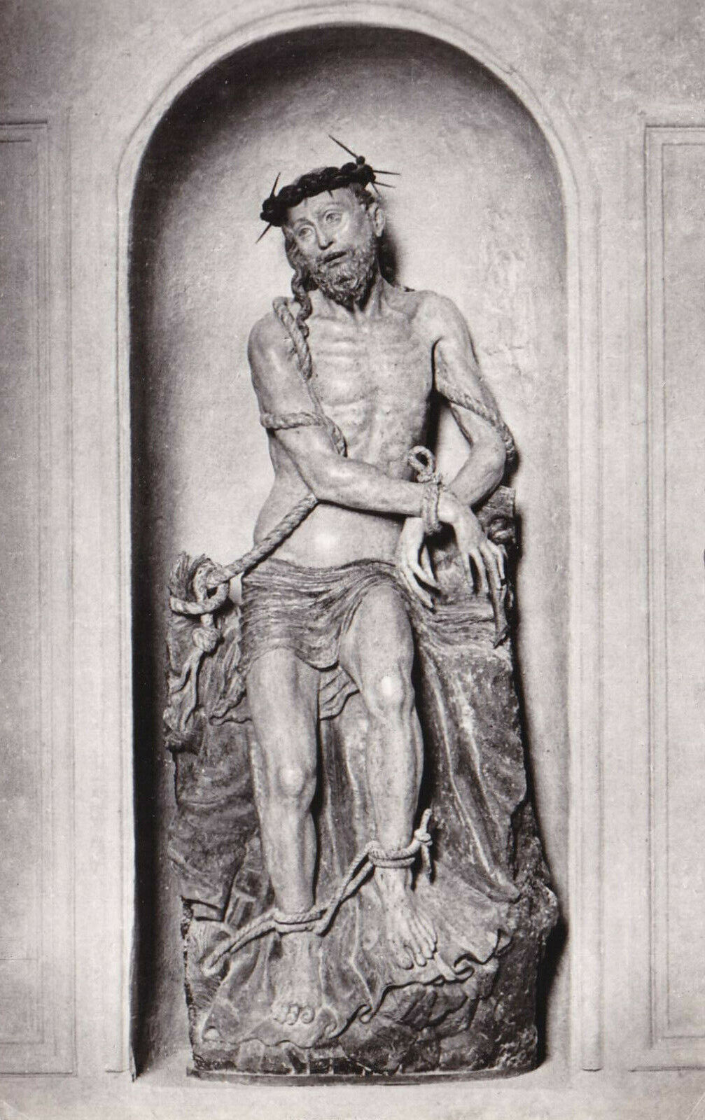 CARTE POSTALE CPSM NOIR ET BLANC / CUCURON L'INTERIEUR DE L'EGLISE ECCE HOMO